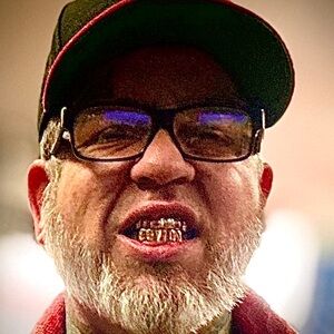 Meet your Posher, Huck